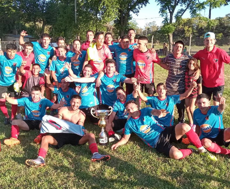 EQUIPO. Derqui, que ganó la Zona Permanencia, quedaría dentro del grupo con mayoría de equipos “pilarenses”.
