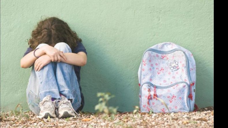 El bullying está presente en escuelas primarias y secundarias..