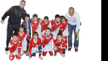 La 2005 de Sportivo ganó 2-1 en Grand Bourg..