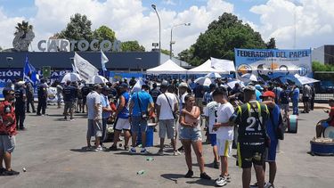 LA ÚLTIMA. Trabajadores manifestaron en Quilmes tras haberlo hecho en Pilar.
