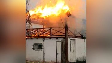El incendio se desató en la planta alta de la vivienda.&nbsp;