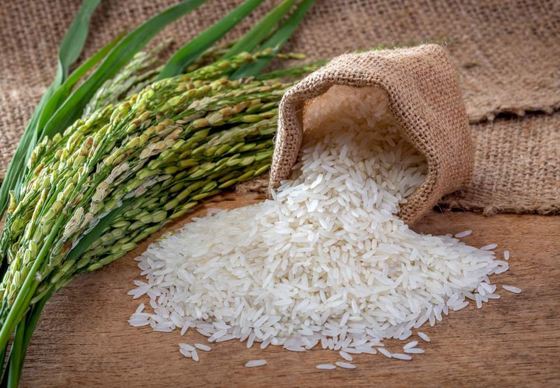 Limpiar con agua de arroz. (Canva)..png