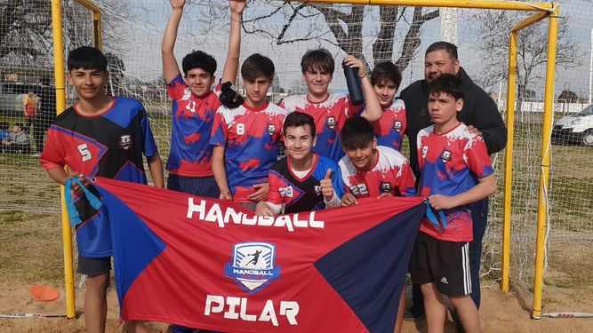 El beach handball de pilar fue la revelación en la etapa Regional en su estreno en la competencia.