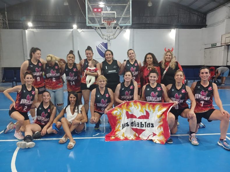 Sportivo Pilar ganó el clásico ante Muni Pilar y va por la corona de Arenal.