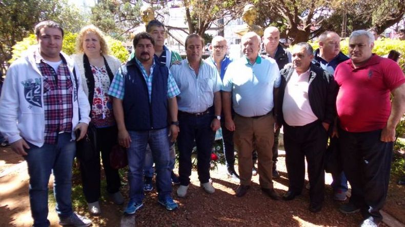 Varios sindicatos homenajearon a Perón esta mañana..