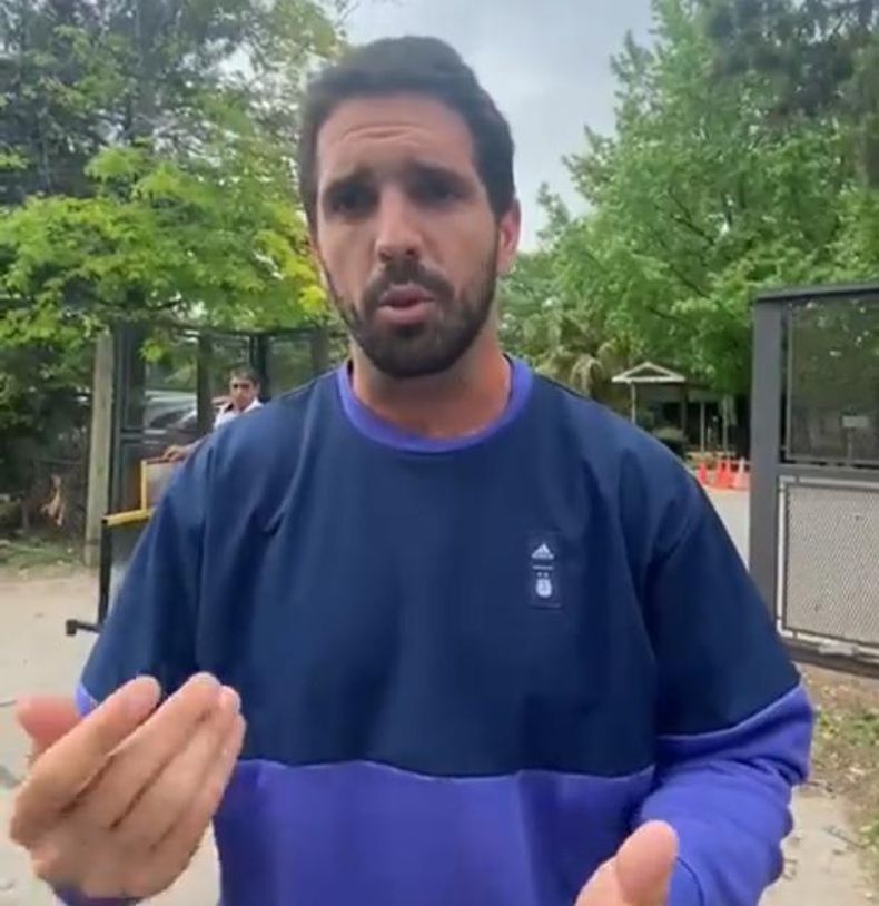 Juan Martín Tito dialoga con El Diario luego de emitir su voto en el Colegio St. Johns.&nbsp;