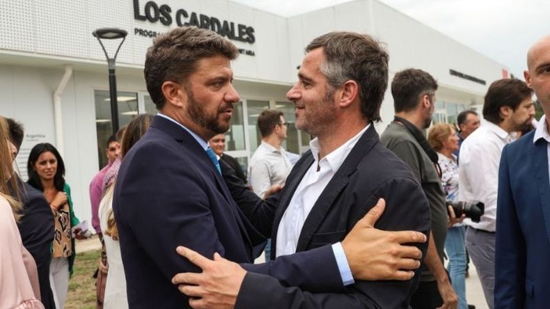 COLEGAS. Achával junto a Diego Nanni, intendente de Exaltación..