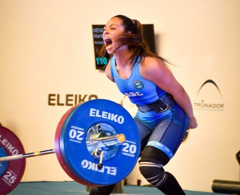 GRITO SAGRADO. Martina Mendoza y su festejo tras alcanzar el título argentino.