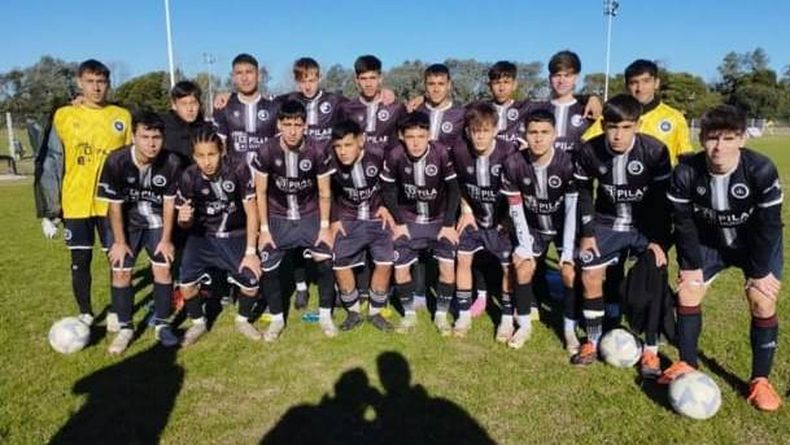 LÍDER.&nbsp;La Sexta División de Real Pilar venció 10-0 a Atlético y manda invicta con 20 puntos.