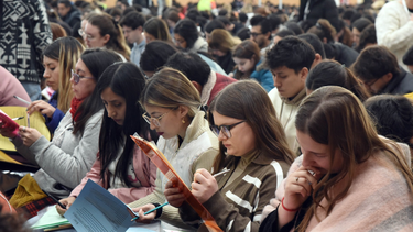 Quienes estén interesados podrán inscribirse del 17 de marzo al 5 de abril. El examen de residencias de la Provincia será presencial en junio. Quienes estén interesados podrán inscribirse del 17 de marzo al 5 de abril. El examen de residencias de la Provincia será presencial en junio.