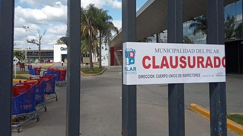 CLAUSURA. La determinaron funcionarios e inspectores municipales el domingo después del mediodía..