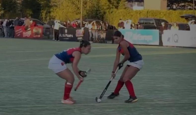 JUGADA PREPARADA. Deportiva Francesa consiguió una gran victoria como visitante.