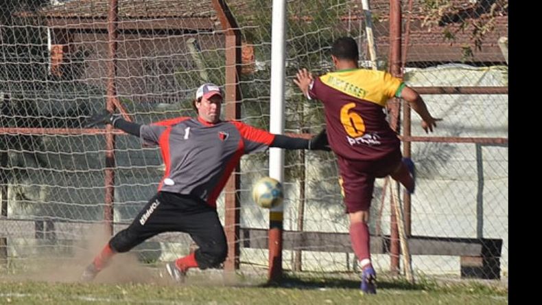 OUT. Gómez atajó todo el año en el Rojinegro; tendrá un mes de recuperación..