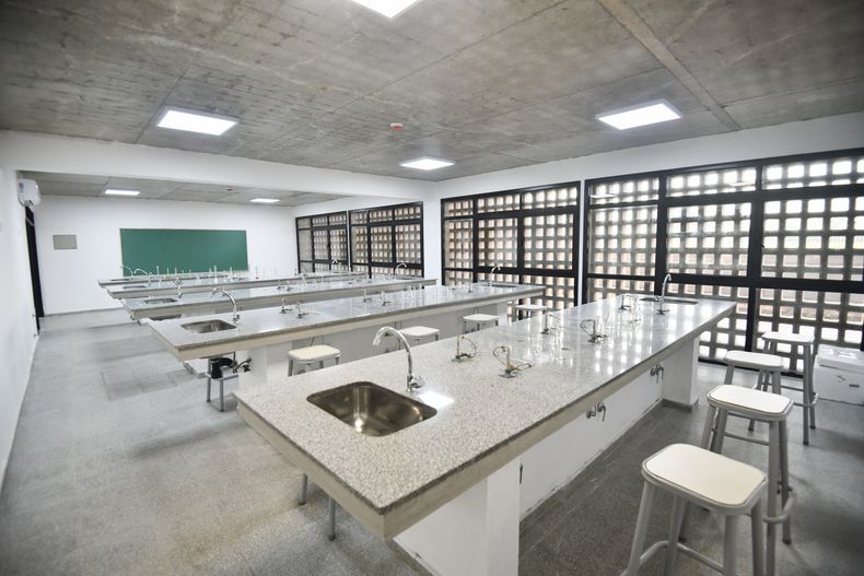 Polo educativo derqui (2).jpg
