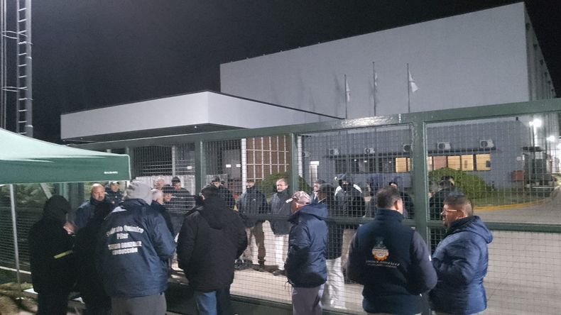 Los trabajadores manifestaron su voluntad de mantener el diálogo con la empresa.