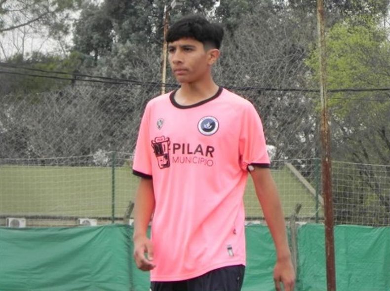Quimey Zarza es una de las figuras de la cantera de Real Pilar.