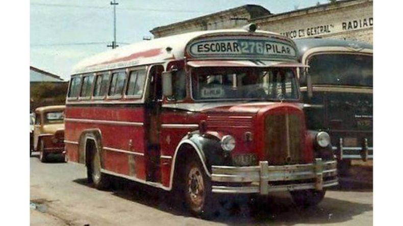 Reliquia. Uno de los primeros colectivos de la línea 276..