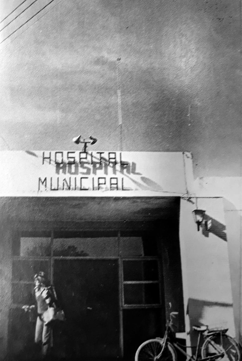 Así lucía la entrada del Hospital Municipal&nbsp;en el año 1980.