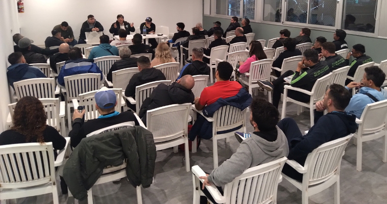 REUNIÓN. Los dirigentes de los clubes de la Liga Escobarense definieron el formato para la próxima temporada.