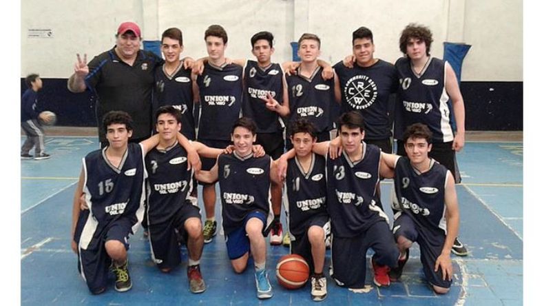 MOVIDO. Unión jugó sábado y domingo con inferiores y Primera..