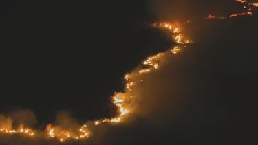 El incendio en el Parque Nacional Ciervo de los Pantanos, desde el aire.