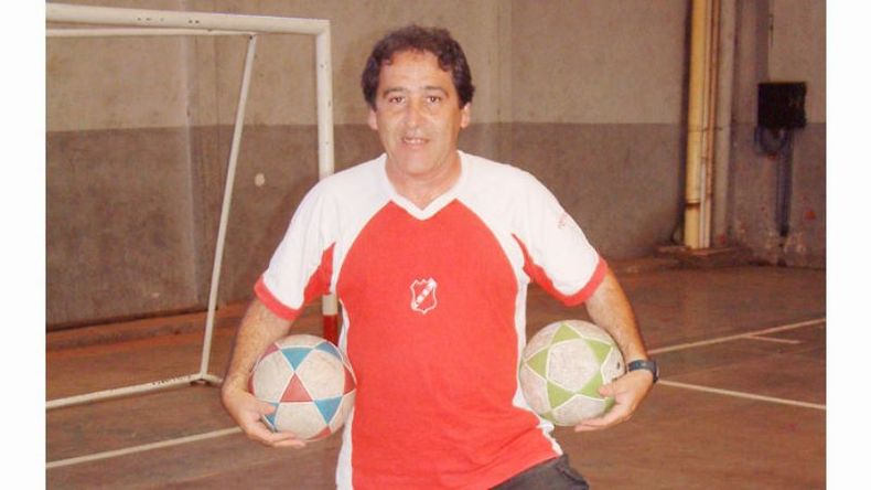 NAVAS. Histórico del baby también conducirá el futsal rojo..