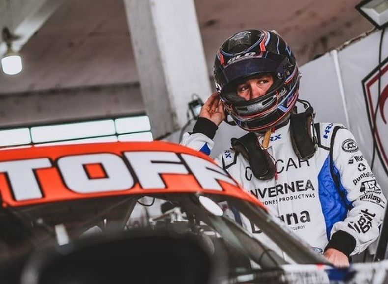 Santilli Pazos se baj&oacute; r&aacute;pido del Ford en la final del TC Mouras.