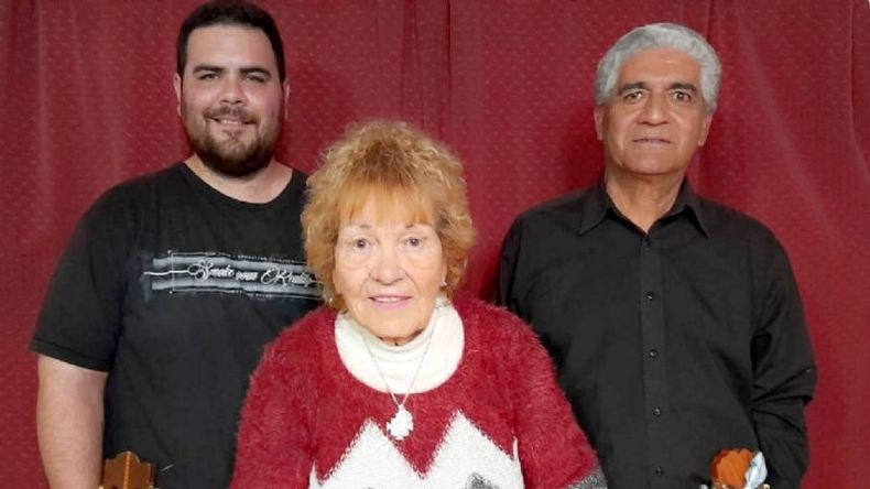La cantante pilarense Isabel Silva encabezará un show en el Teatro Municipal Ángel Alonso..