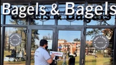 el municipio clausuro una cafeteria en un paseo comercial
