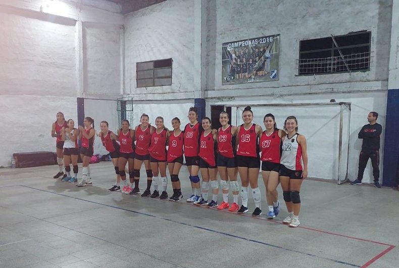 Club Presidente Derqui arrancó mejor y no pudo cerrarlo en Lamadrid.