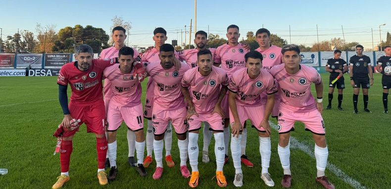ONCE TITULAR. El equipo de Real Pilar que cayó el domingo en Parque San Martín.