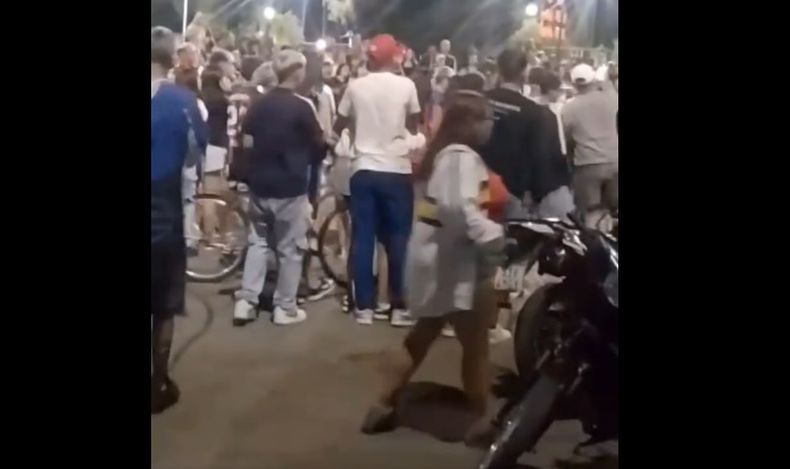Los encuentros se repiten cada vez m&aacute;s en la plaza de San Alejo.