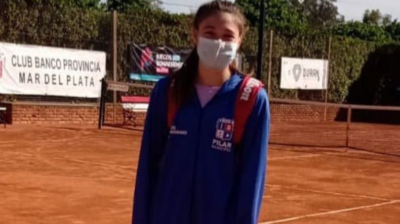 Renata Blanco debutó con una victoria para el tenis de Pilar. .