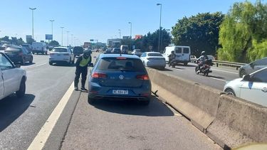 #Banquineros de la Panamericana, última función 2023. La sana costumbre de hacerles saber a los que se creen piolas que la ley es igual para todos. Gracias. @InfoSegVial. Pablo Martinez Carignano / @pmcarignano.