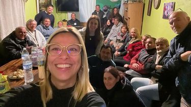 FISCALES. Cáceres se reunió con los equipos que cuidarán su boleta. &nbsp;