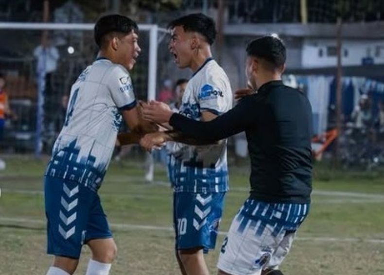 PURO GOL. Unión logró una contundente victoria para llegar a la cima del Torneo Fundacional.