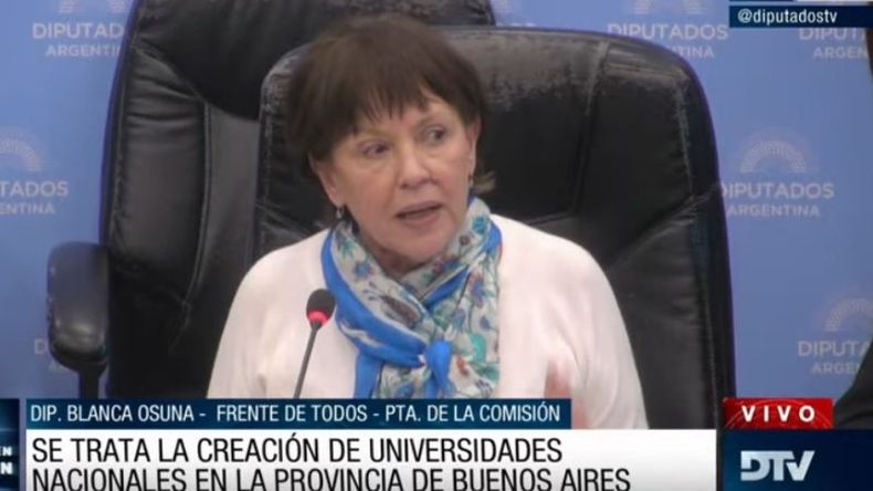 Blanca Osuna, presidenta de la comisión de Educación..