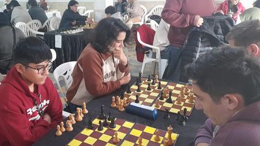 La sede del primer Abierto fue el Club de Jubilados y Pensionados Presidente Derqui.
