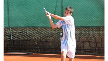 DEVOLUCIÓN. Gagliardo en uno de los partidos que jugó en Montecarlo..