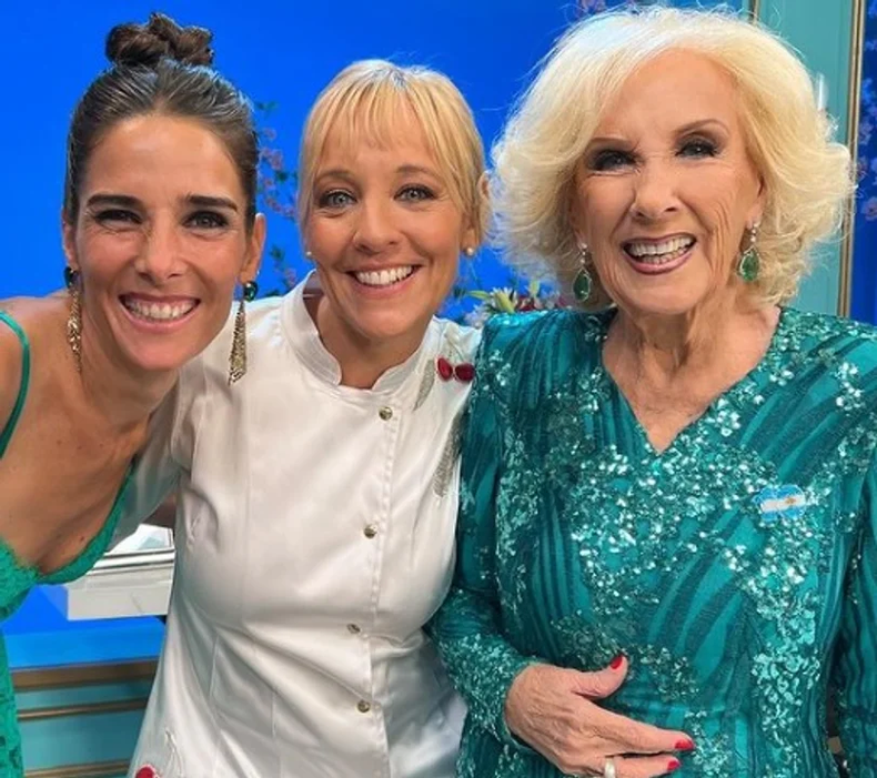 Jimena Monteverde con mirta.webp