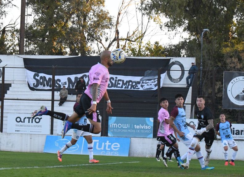 CERCA. El Pájaro Riquelme no lleva a conectar el centro de Joaquín César.