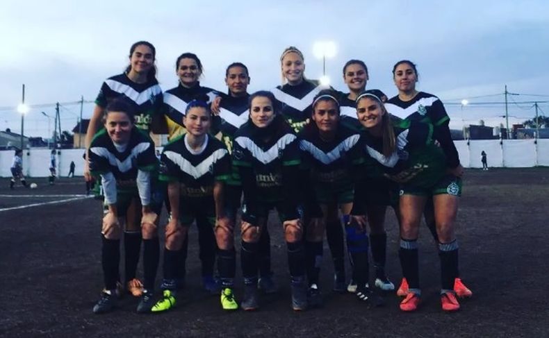 ESTRENO. Las chicas de Unión Ferroviaria hicieron su estreno en Derqui.
