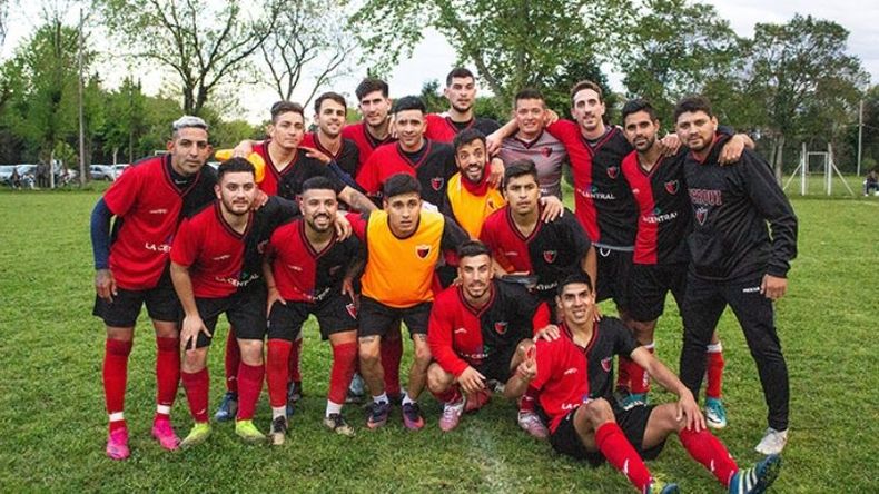 EQUIPO. Derqui jugará el Regional tras ganar el Reducido 2021..