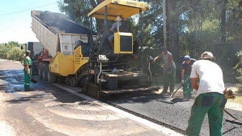 OBRAS. El Municipio promete mejorar 3.000 calles entre asfalto bacheo y ripio..