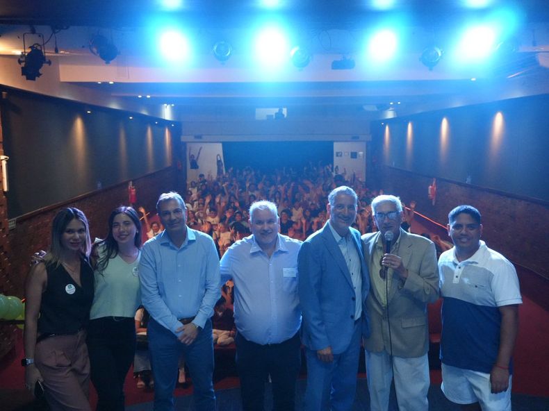 El evento de la Fundación Creciendo en Pilar se hizo en el Teatro Ángel Alonso.