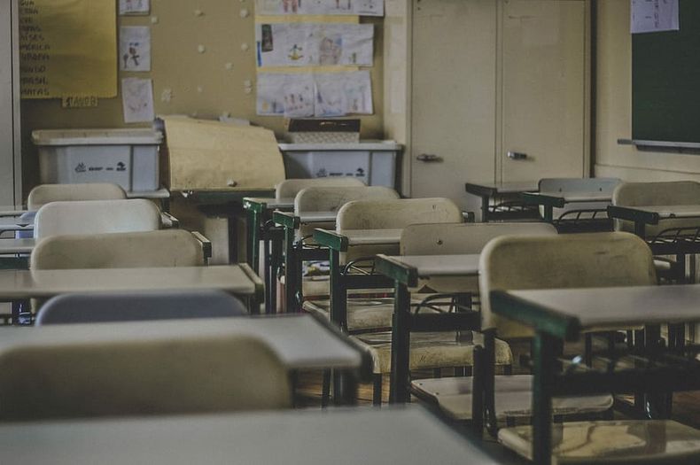 Bloqueo-de-carretero-Clases-Presenciales-Secundarias-sin-clases.jpg