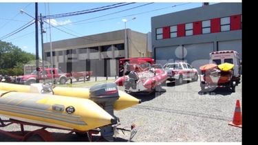 EQUIPADOS. Los bomberos trabajarán en las zonas más afectadas..