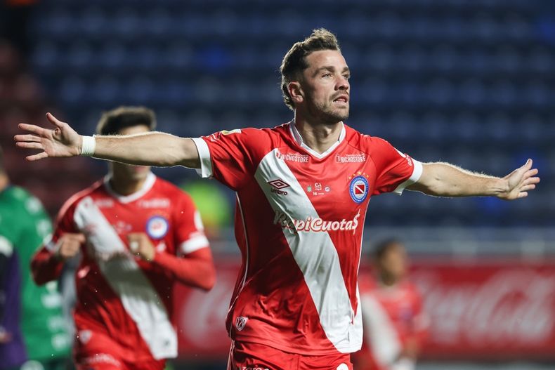 El primer goleador de Pilar en la Liga Profesional, Tomás Molina.
