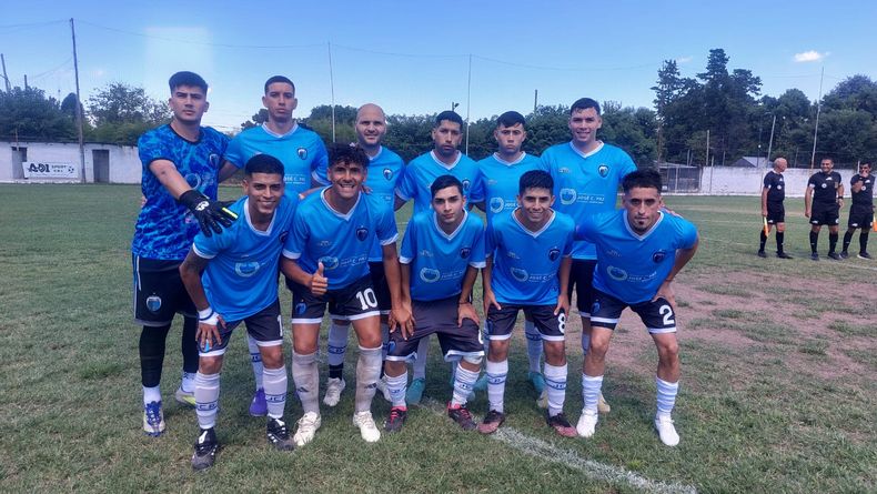 ONCE INICIAL. La formación de Deportivo José C. Paz que ganó en Malvinas.