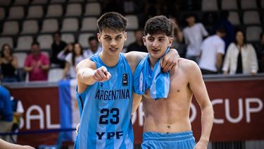 Lucas Giovannetti y el vecinod e Capilla, juan Bocca, figuras de Argentina U19.
